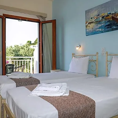 Takis Hotel 4*