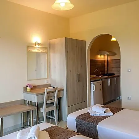 Hotel Takis 4*
